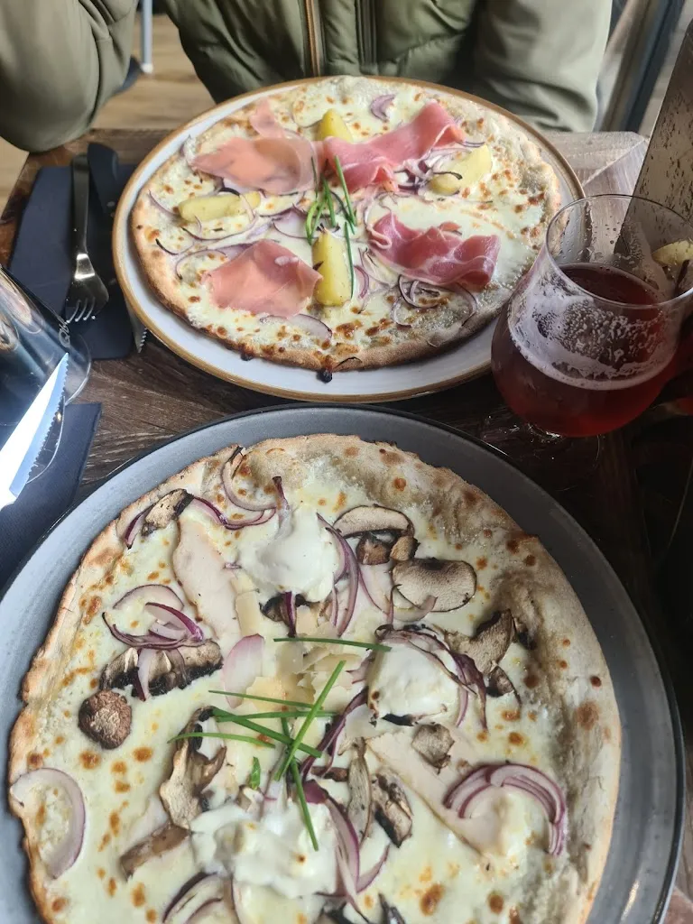 Cécilia Bastard_Di Bosco_Plélan-le-Grand_review