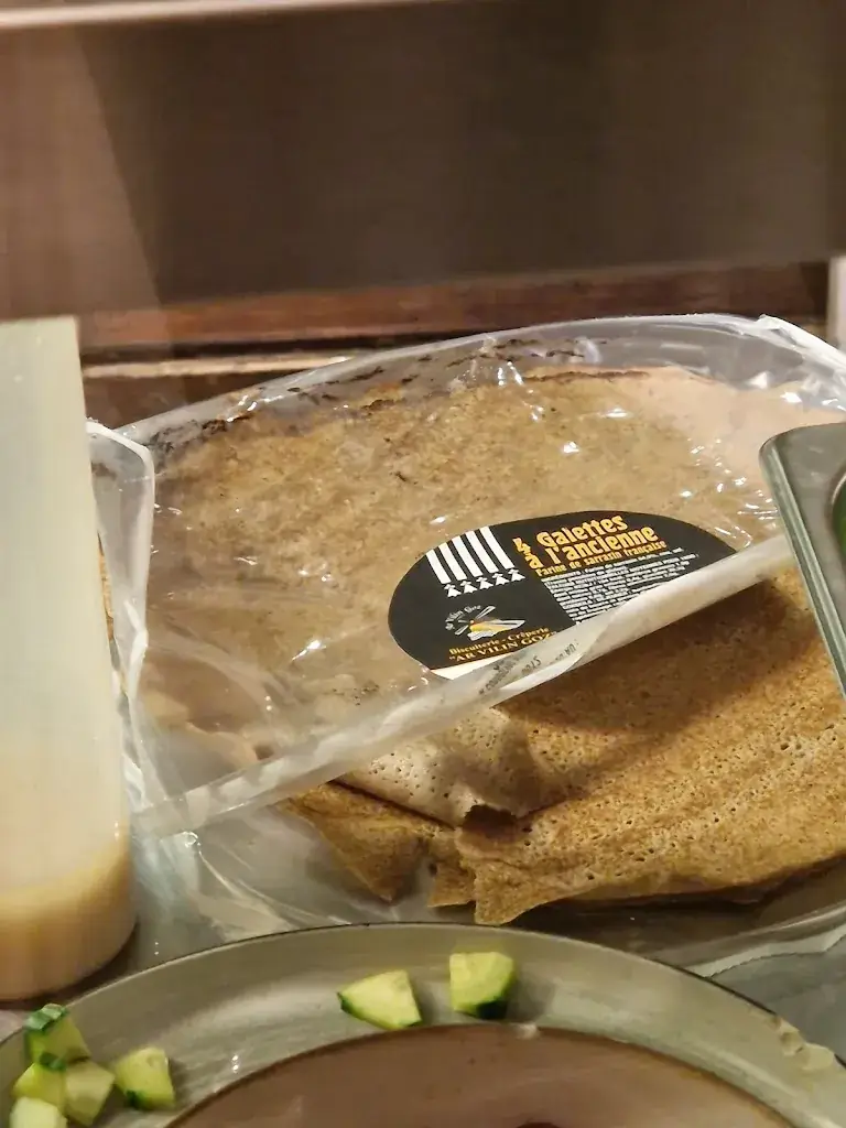 Roxane Dedenon_Chez LéLa_Pleubian_recensione