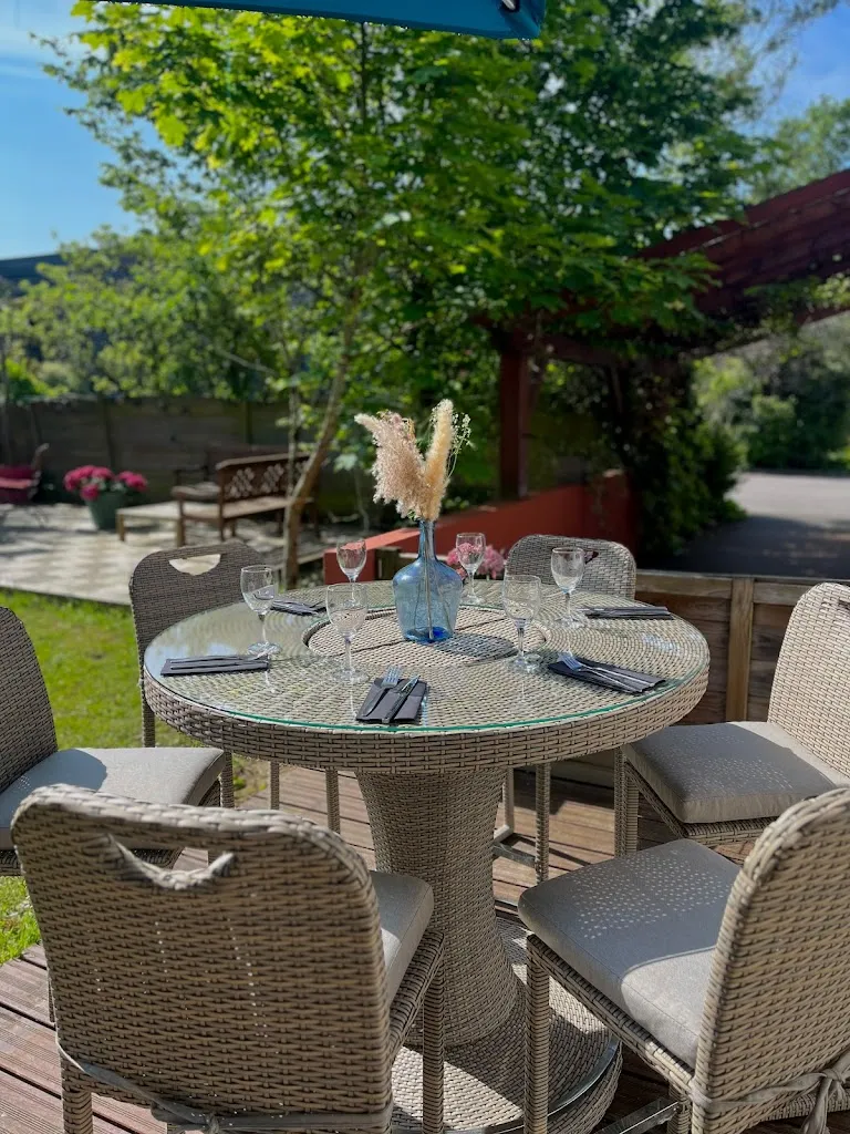 La Réserve Restaurant in Plescop