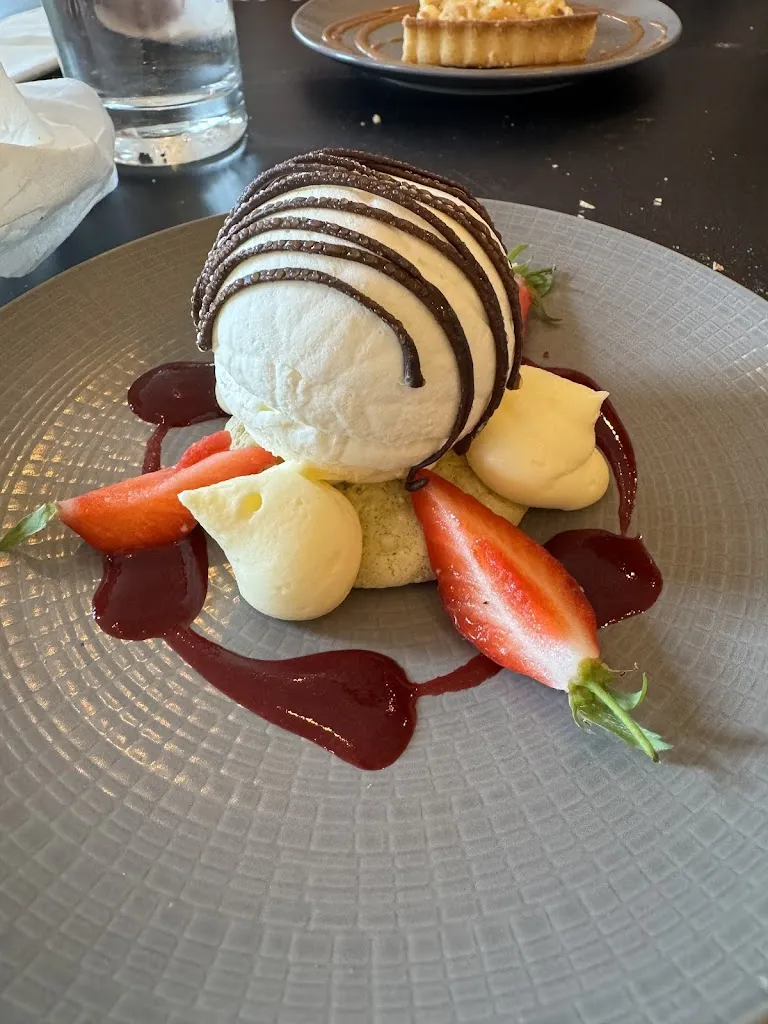 Restaurant La Table de Madame Molé_Plescop_slider_image_3