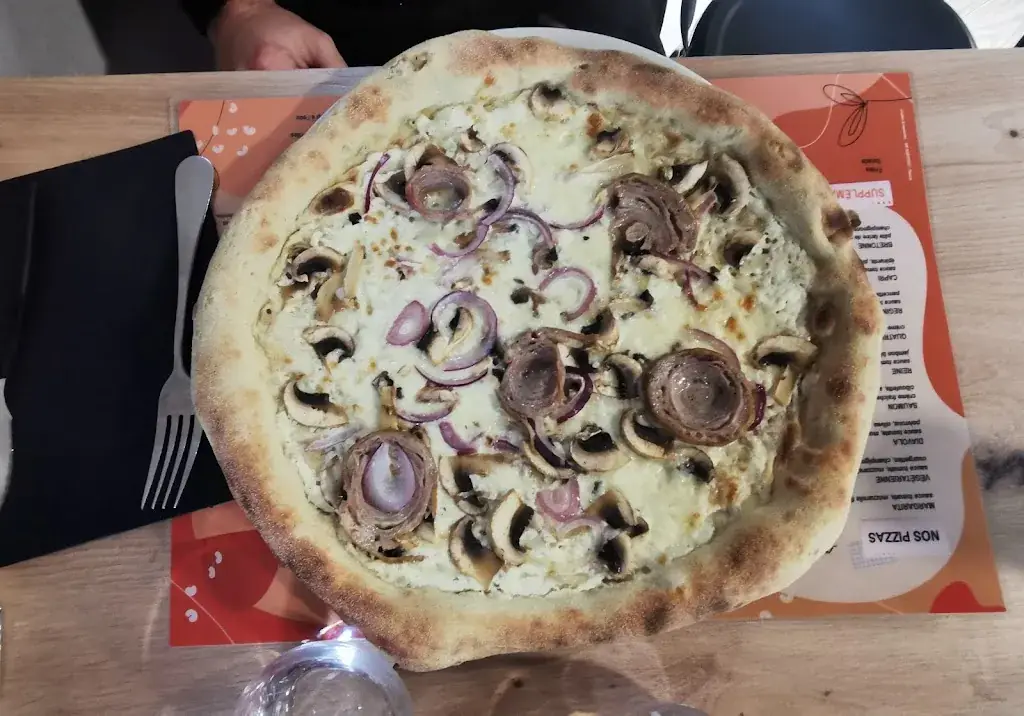 Frederic Abiven_Restaurant pizzeria Le Moustoir_Plescop_review