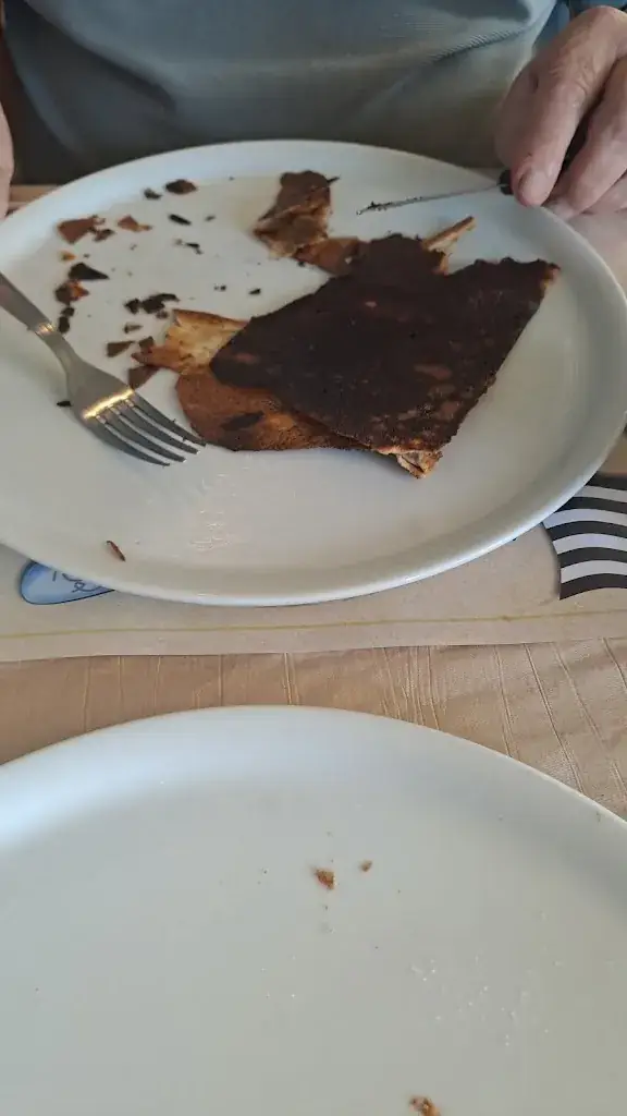 Mélissa Rouillen_La Chaumière_Plescop_review