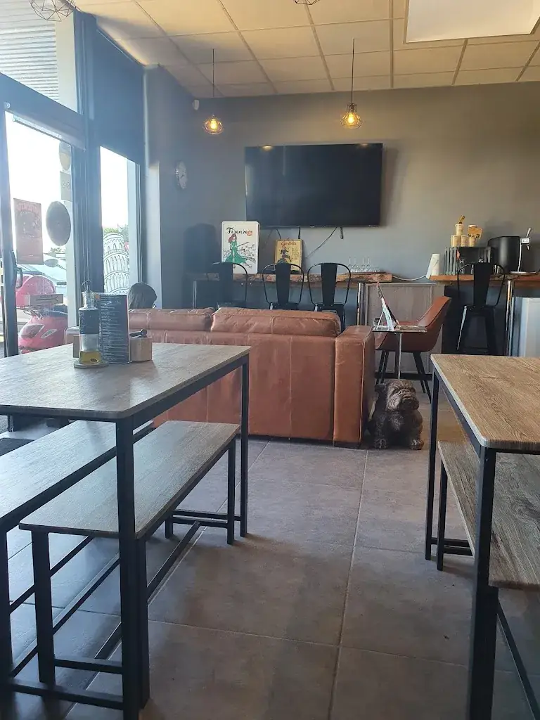 Vero Janssens_Pizza Rhuys Plescop_Plescop_review