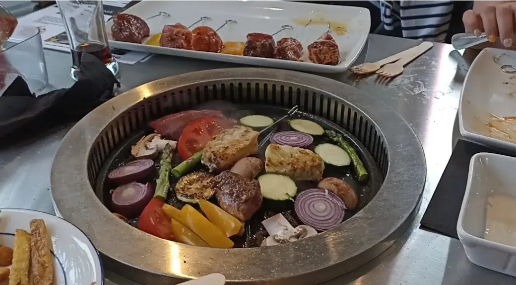 Maxime L_Le Phoenix_Plestin-les-Grèves_review