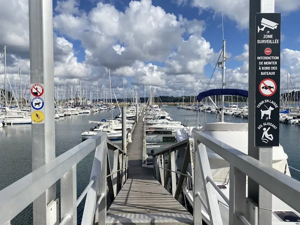 Hetty IRL_Le Marina plestin les greves_Plestin-les-Grèves_review