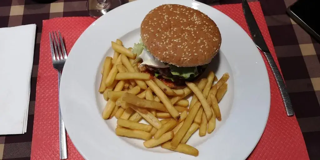 BAUDOUIN JUMEAU_Le Marina plestin les greves_Plestin-les-Grèves_review