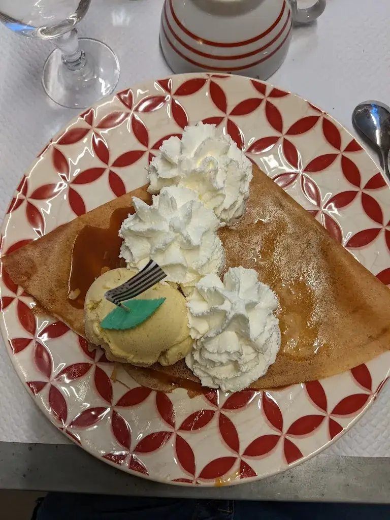 Quentin Severe_Crêperie Des Fougères_Pleyber-Christ_review