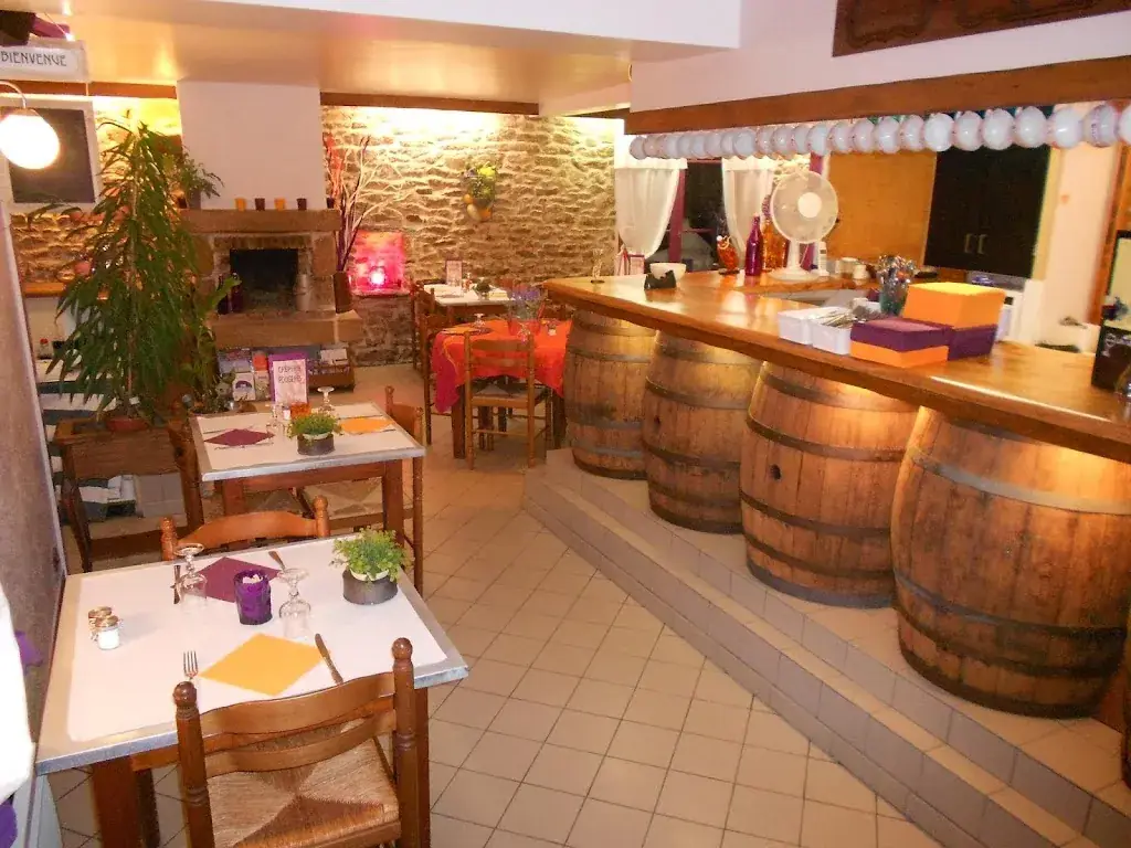 Crêperie Des Fougères restaurant in Pleyber-Christ