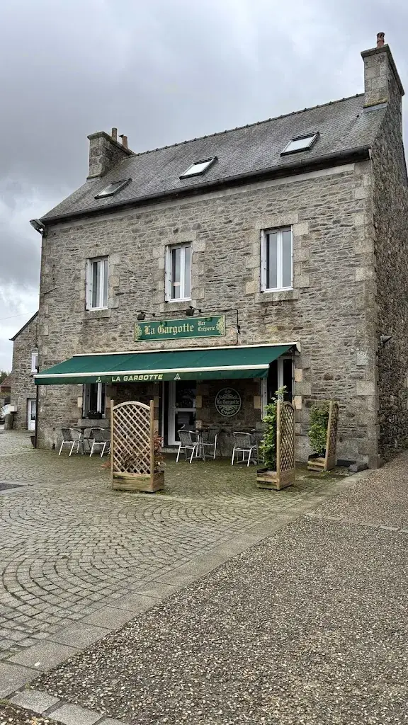 Dempsey S_LA GARGOTTE_Pleumeur-Gautier_review