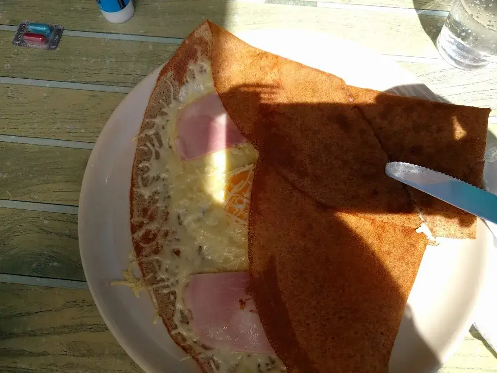 Mariann Freund_Le Bout'dl'ile_Pleumeur-Bodou_review