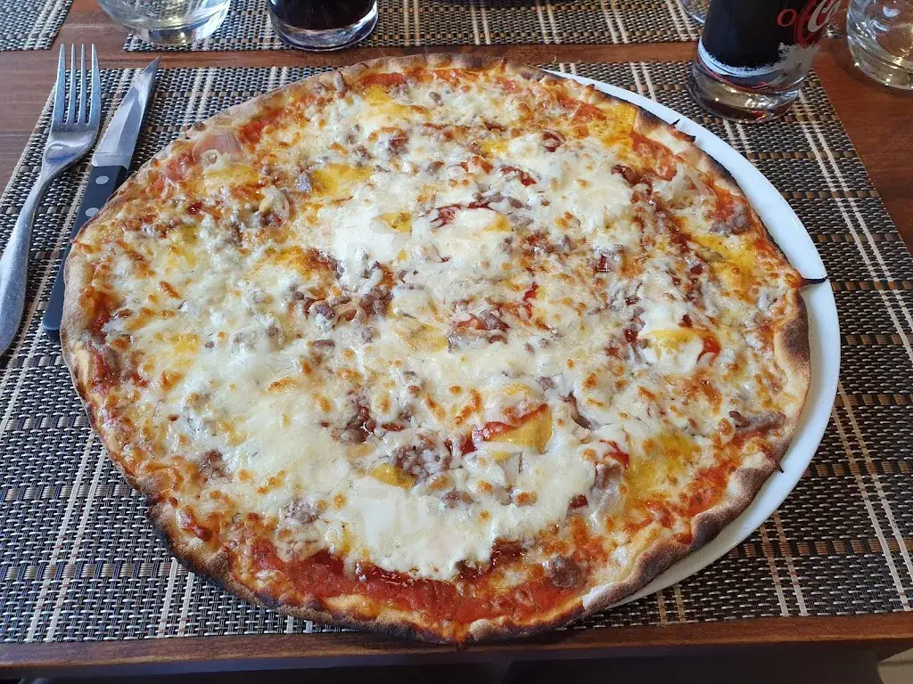 Sam Tier_Mariala_Plœuc-L'Hermitage_review