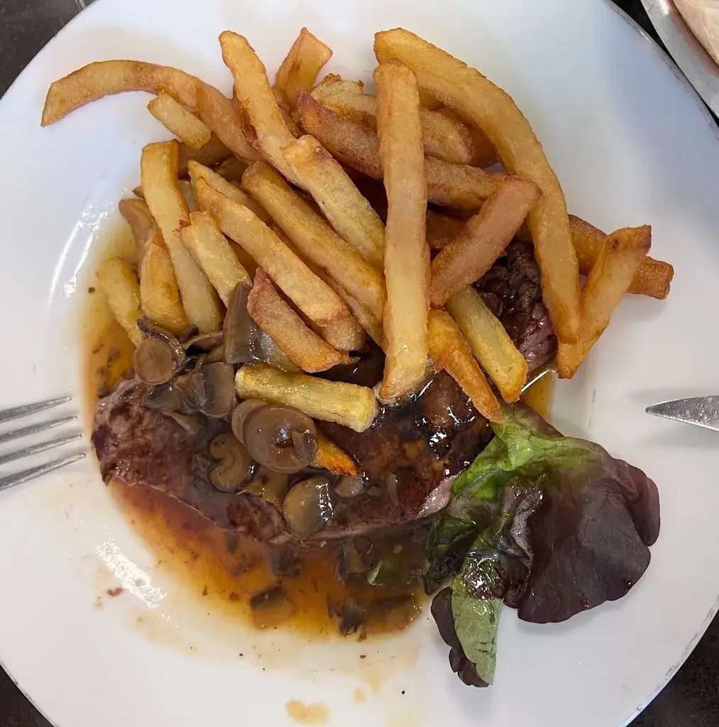 Bar-Tabac-FDJ-Restaurant ~Le BANA~ Plobannalec_Plobannalec-Lesconil_slider_image_2