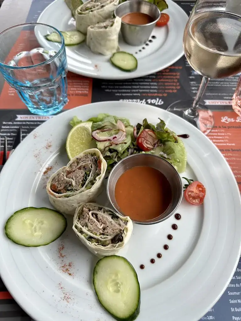 Lesley Treloar_Le Quincy_Plobannalec-Lesconil_recensione