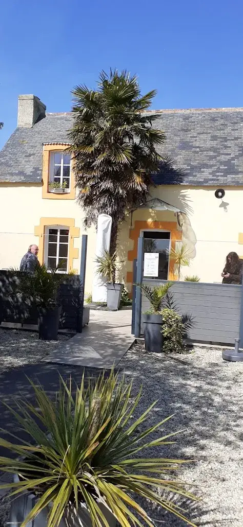 Pat Parker_Le Champ des Sirènes_Plomeur_review