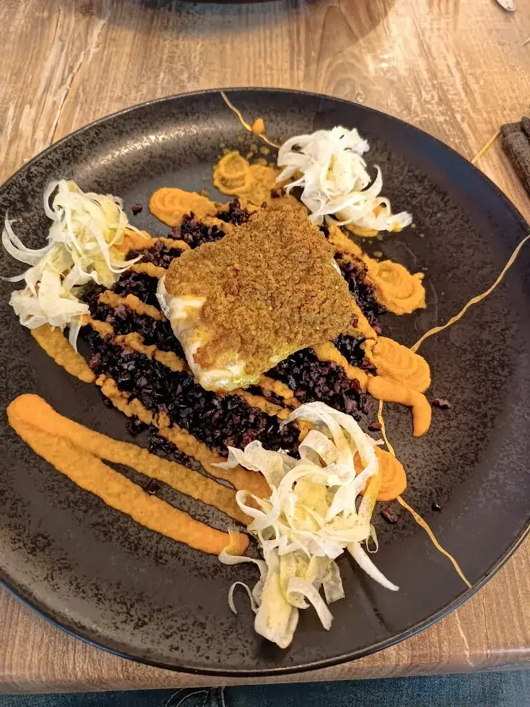 Vincent Fohal_Le Cénote_Plomodiern_review