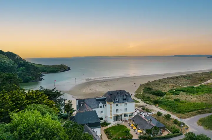 Hôtel De La Plage_Plonévez-Porzay_slider_image_1