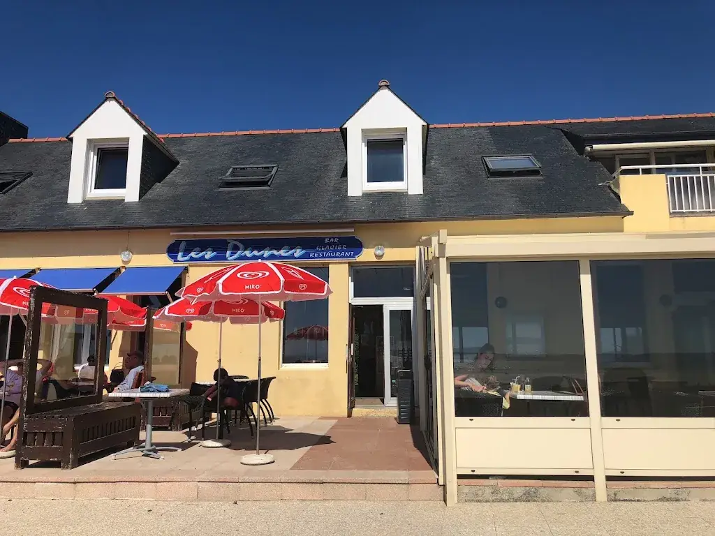 Restaurant Les Dunes Restaurant in Plonévez-Porzay