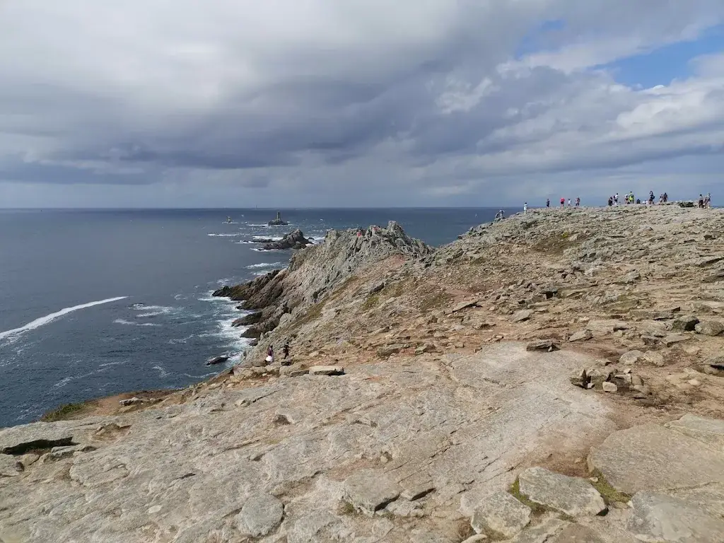 Keba Mbaye_L' Armen_Plogoff_review