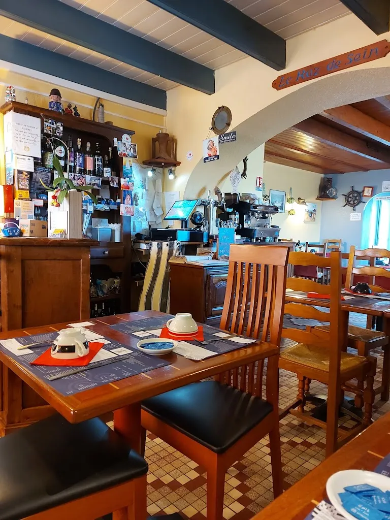 Au Raz de Sein_Plogoff_slider_image_1