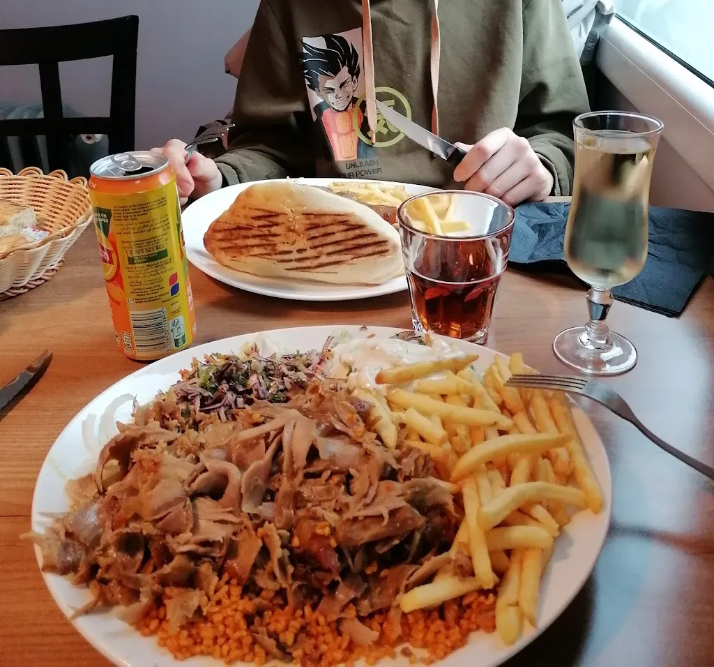 Dilan Kebab_Plouay_slider_image_2