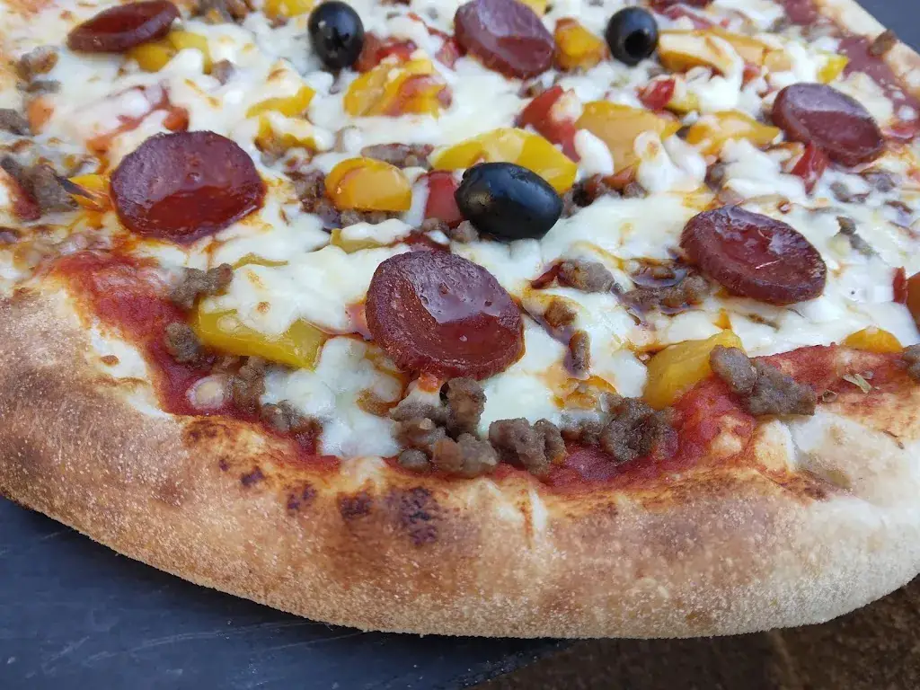 Eden pizza Express_Plouguenast-Langast_slider_image_2