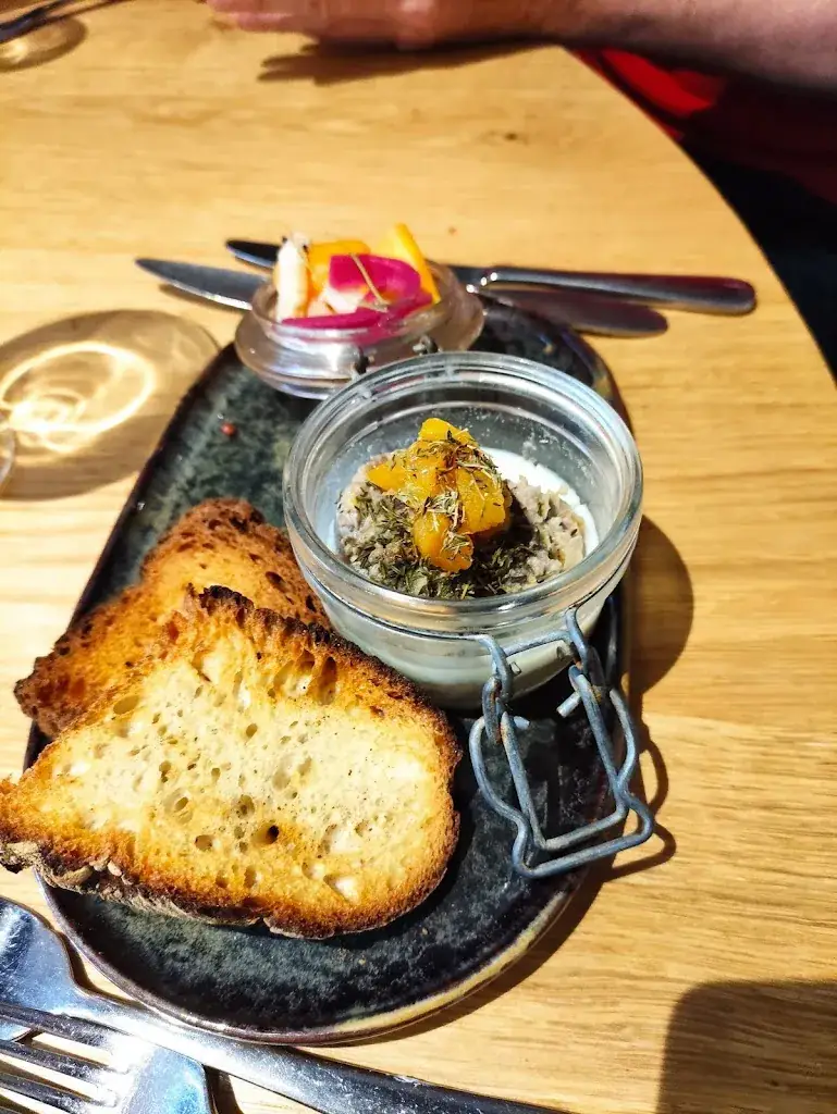 Menu_L ’Air Du Temps restaurant, cave à vin , patio urbain_Saint-Brieuc_image_5