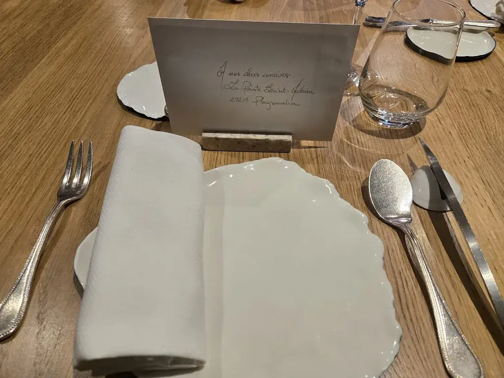 Laura Cohen_Restaurant de la Pointe Saint Mathieu_Plougonvelin_review