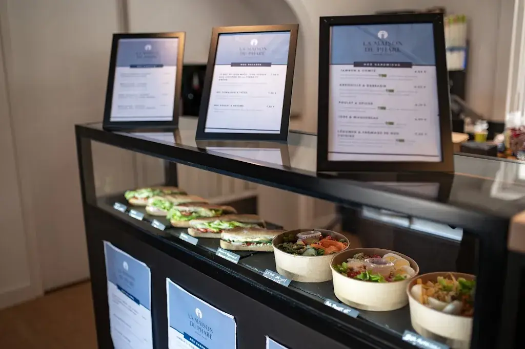 La Maison du Phare restaurant in Plougonvelin