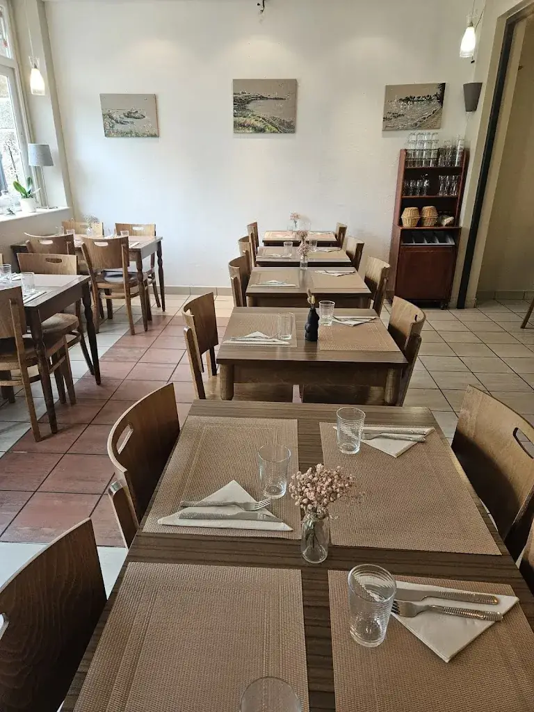 Le Plez'Hir restaurant in Plougonvelin