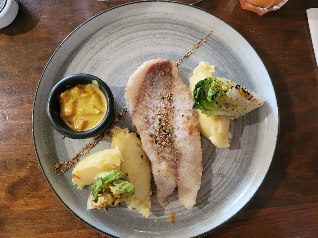 Sandrine Abdennaoui_Moulin de Kerguiduff_Tréflaouénan_review