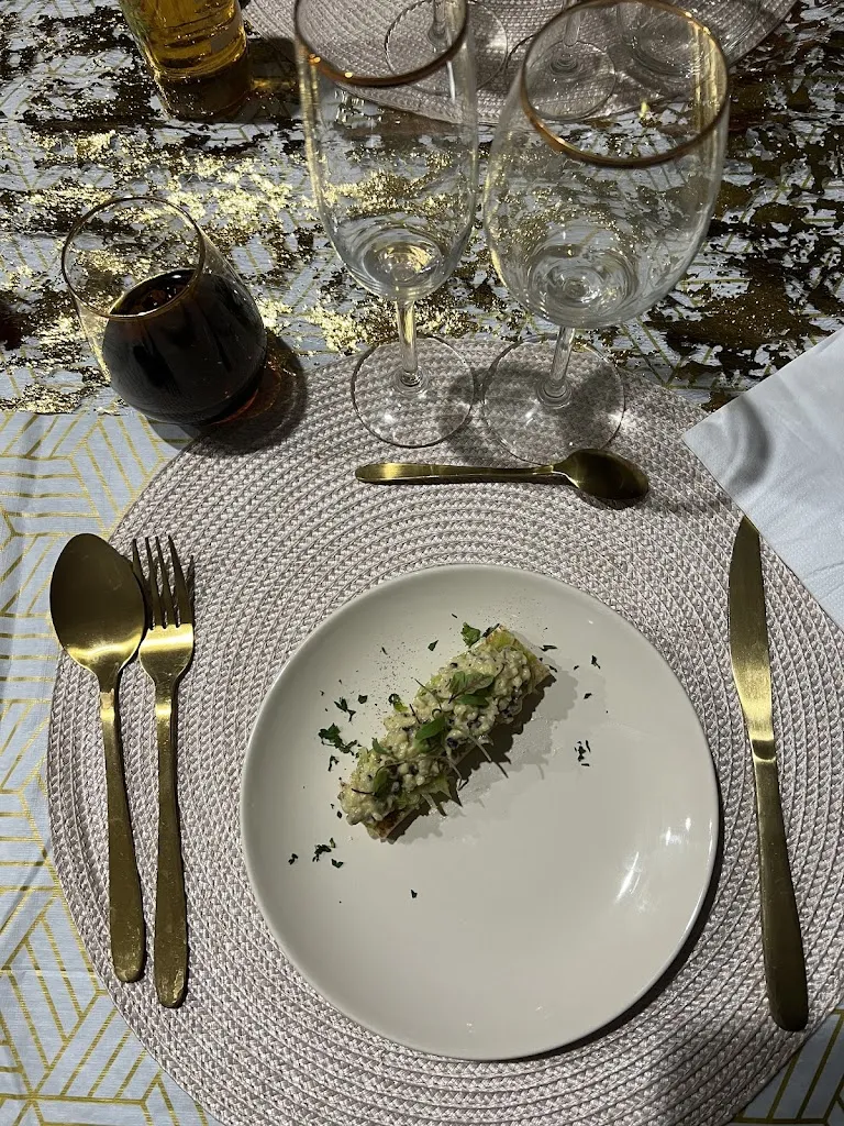 Lucie Bergot_L’Escale K_Plougoulm_review