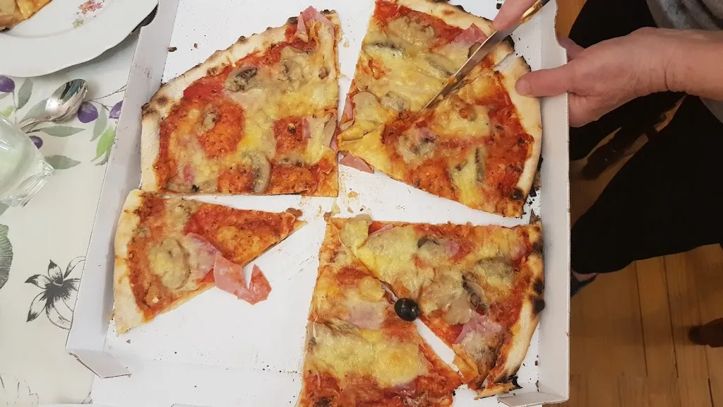 Menu_Pizzeria la terrasse_Thizy-les-Bourgs_image_9