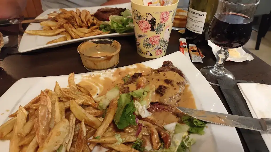 Café du Kreisker_Saint-Pol-de-Léon_slider_image_2