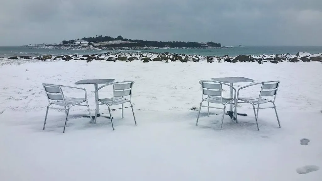 Beach Break restaurant in Santec