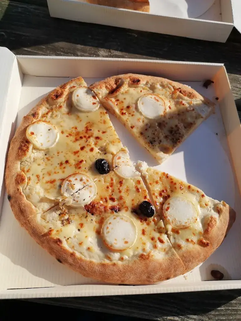 Marion L_Gang Of Pizza_Plougoulm_review