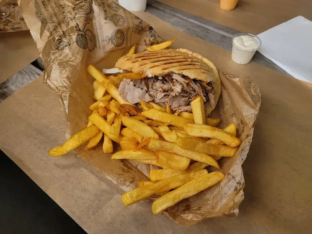 Le ty kebab restaurant in Plougoulm