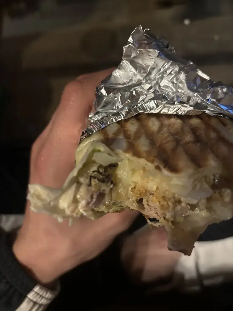 Victor Segreto_Sultan Kebab_Thizy-les-Bourgs_review