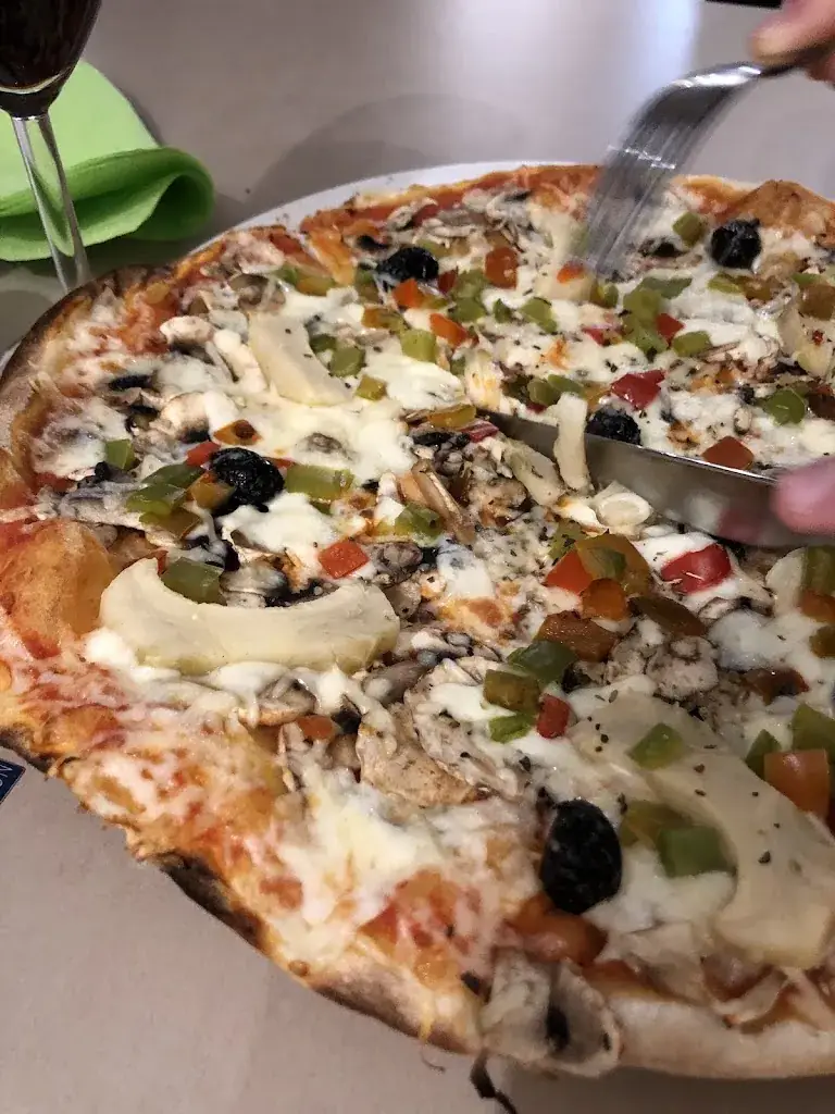 Seet Zhang_La Calzone_Plounéour-Brignogan-plages_review