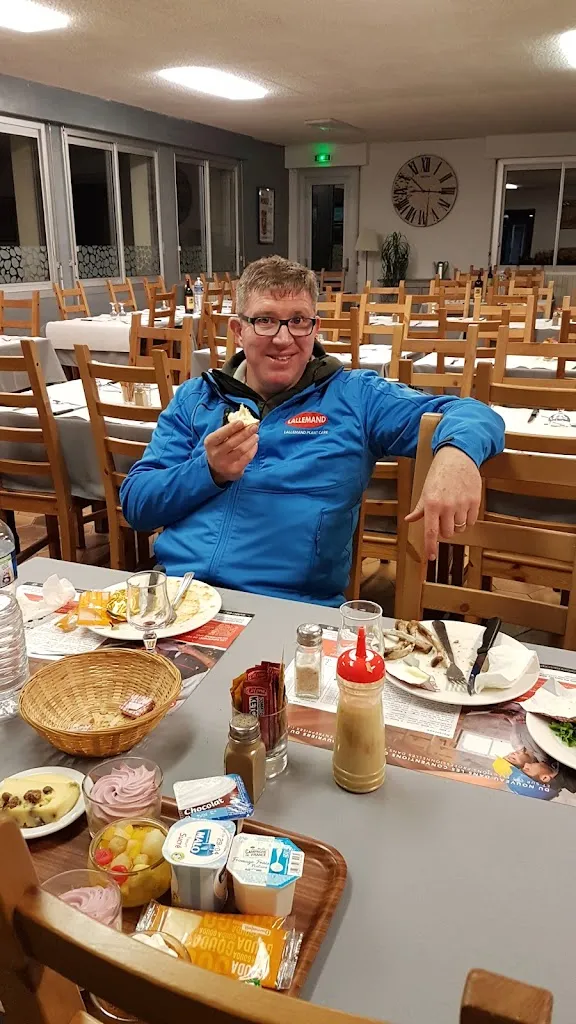 Lou G_Le Relais de Beg Ar C'hra_Plounévez-Moëdec_review