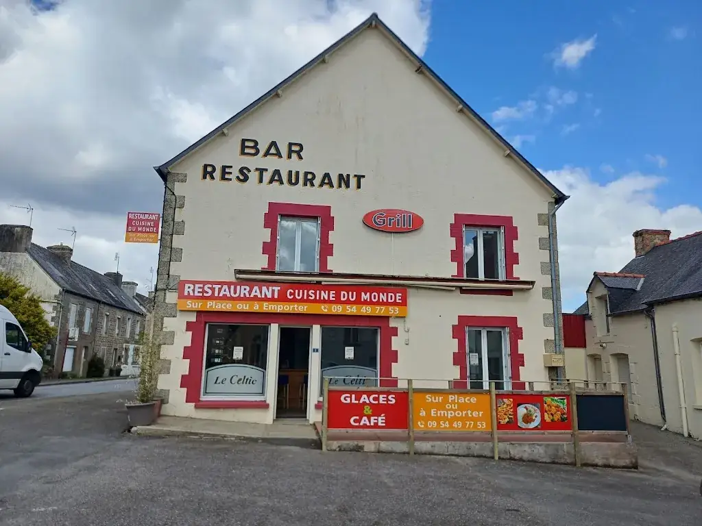 Cuisine du Monde restaurant in Plounévez-Quintin