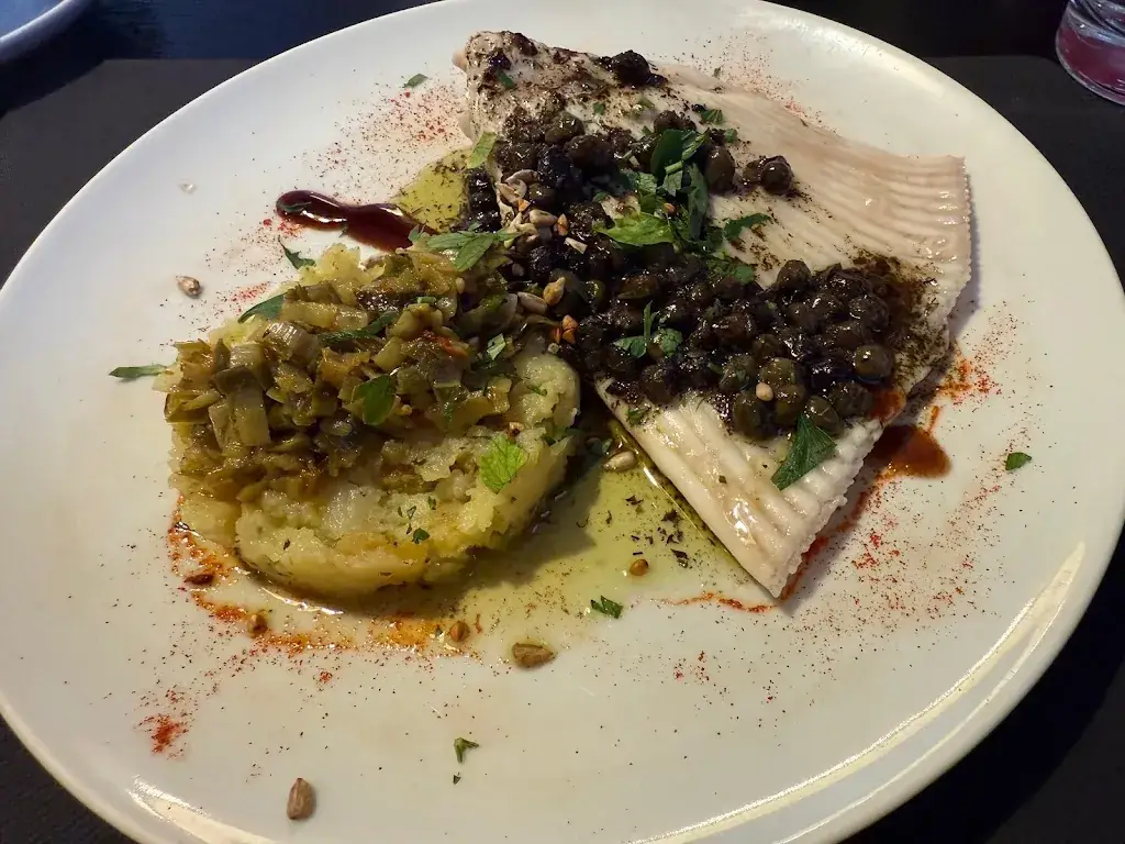 Garofitza Maria_La Pêche à la Turlutte_Plouharnel_review