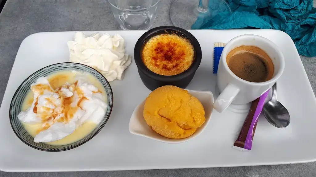 Bar - Brasserie Le Massena Plouharnel_Plouharnel_slider_image_2