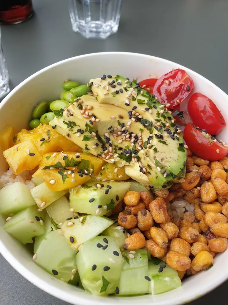 Petra Neumann_ESB CAFE_Plouharnel_review