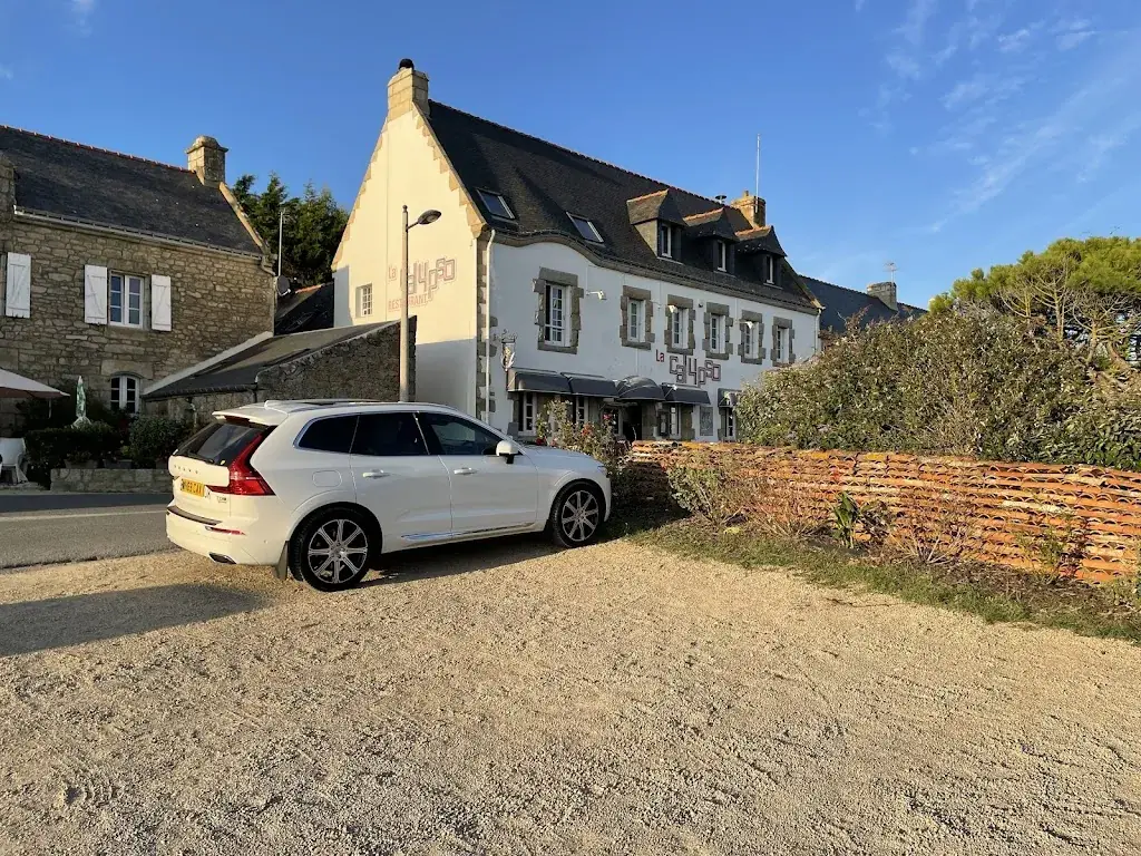 David Pullin_La Calypso_Carnac_review