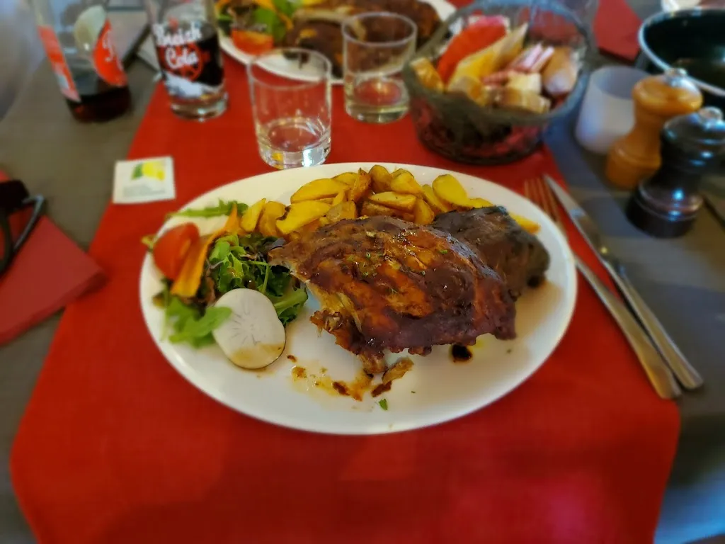 Andy Demesmaeker_L' Estaminet_Carnac_review