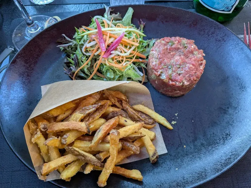 La Sultana_Carnac_slider_image_3