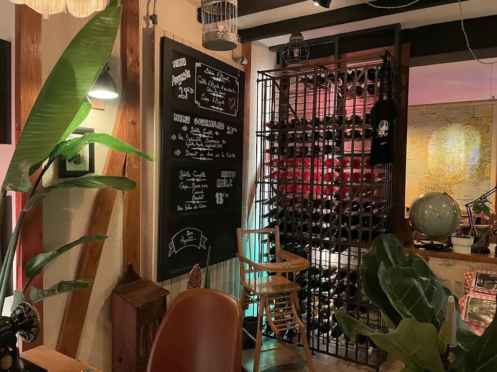 Chez Auguste Crêperie_Carnac_slider_image_1