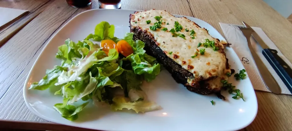 Viajera sin fronteras._Ty Jeanne_Carnac_review