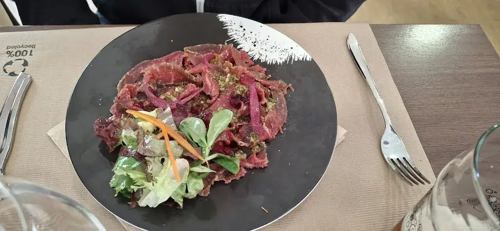 Caroline Becker_Le Moulin à Fouler_Ploumagoar_review