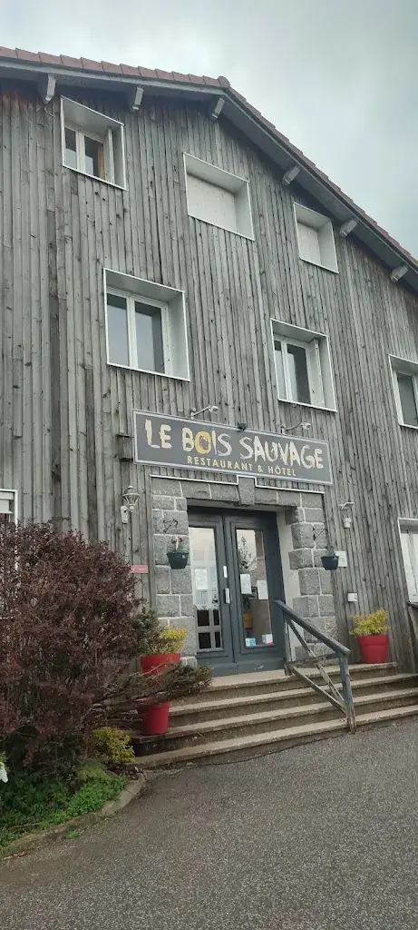 Invitam_Contact Hôtel Restaurant Le Bois Sauvage_Saint-Agrève_review